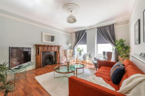 One bedroom apartment by Hyde Park and Regents Park, London